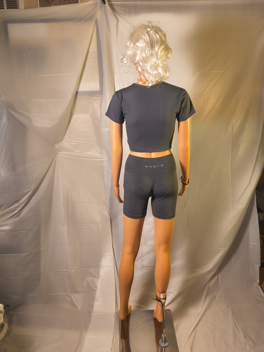 Darc Sport Black Cropped Logo Athletic Tee - Picture 2 of 14